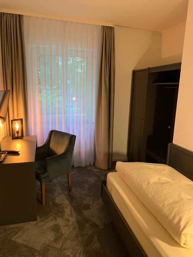 Waldhotel Riesebusch Бад Швартау Екстериор снимка