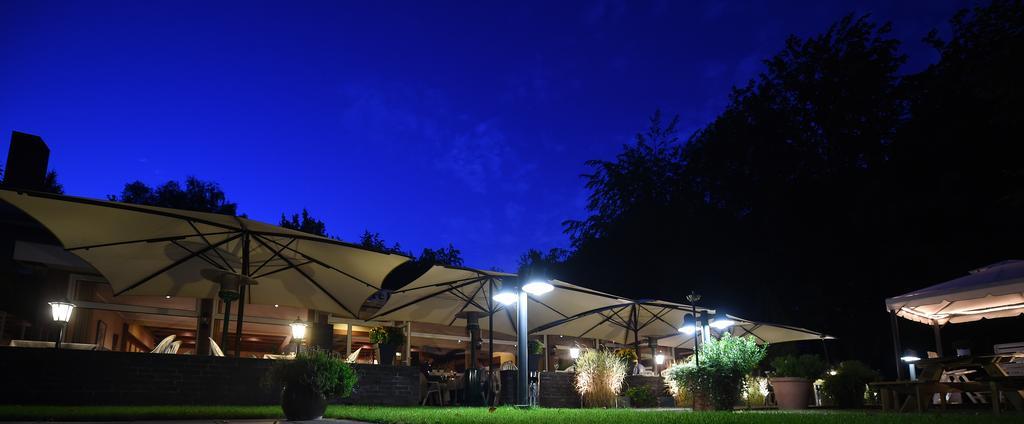Waldhotel Riesebusch Бад Швартау Екстериор снимка